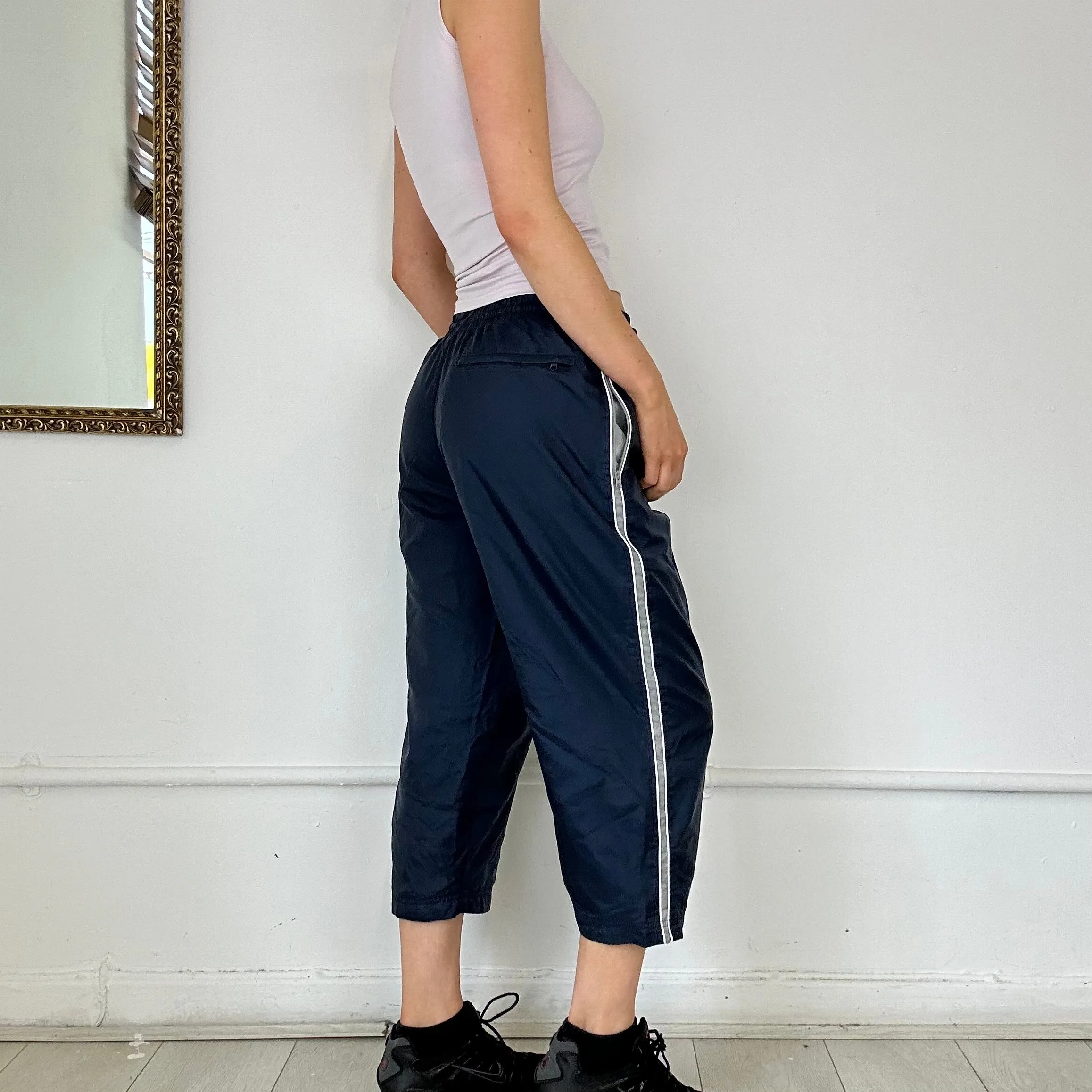 capri nike tracksuit bottoms