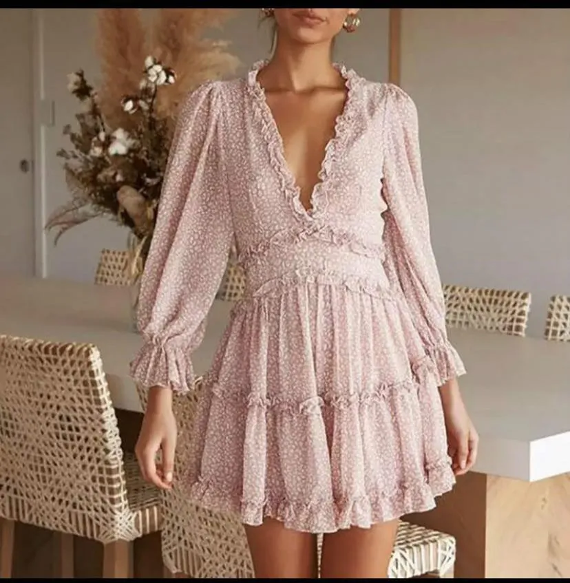 Sexy Backless Ruffled Short Beach Dresses