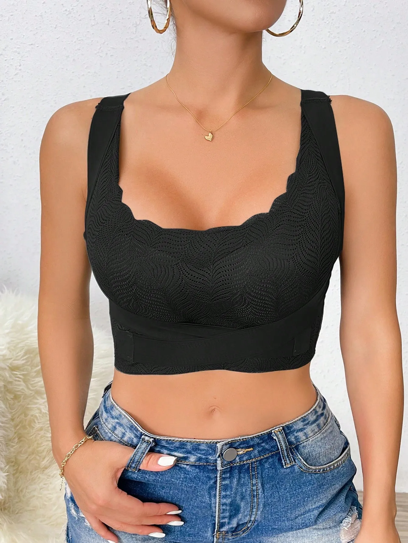 Solid Scallop Trim Bra