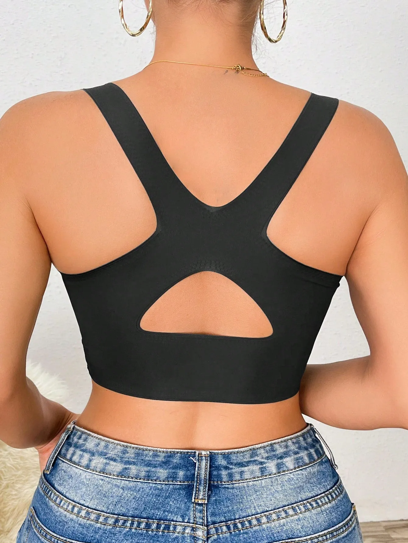 Solid Scallop Trim Bra