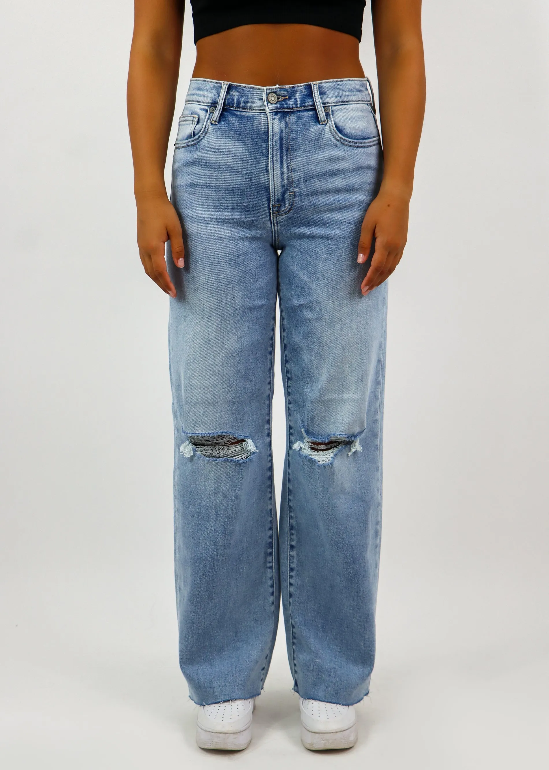 Woman Jeans ★ Light Wash